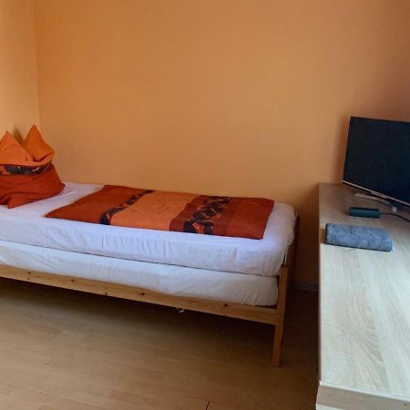 Gaestezimmer Fuchs Apartment Neuhausen auf den Fildern Luaran gambar